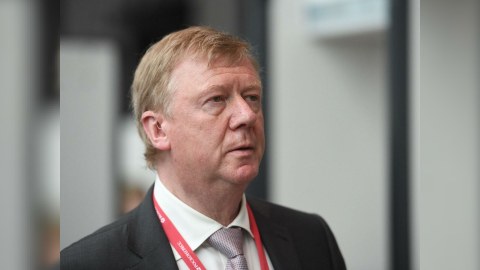 Putin köməkçisini işdən çıxardı