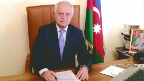 Tanınmış diplomat II Fəxri xiyabanda dəfn olundu