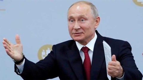 “Onu cadugərlər qoruyur” - Ukraynalı kahinlər Putinə müharibə elan etdilər