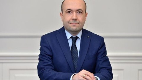 Nazir müavini Qətərdə olub