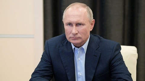 Putinə verilən “qızıl açar” geri alındı