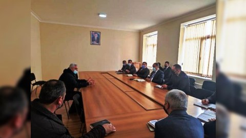 Goranboyda icra başçısı vətəndaşları qəbul edib