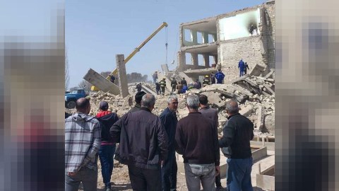 Naxçıvanda məktəb binası çökdü, ölənlər var - RƏSMİ 