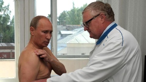 Putinin səhhəti ilə bağlı şok ARAŞDIRMA - Ona xərçəng mütəxəssisi də baş çəkir