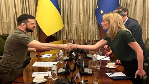 Avropa Parlamentinin Prezidenti Zelenski ilə görüşdü