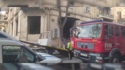 Partlayış zamanı 10-dan çox avtomobilə ziyan dəyib