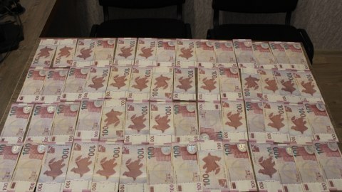 “E-manat”dan 32 min oğurluq edildi - FOTO