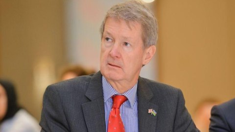 Britaniya səfiri Azərbaycan hökumətinə çağırış etdi