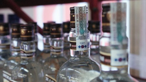 Şadlıq sarayında saxta alkoqollu içkilər aşkar edildi