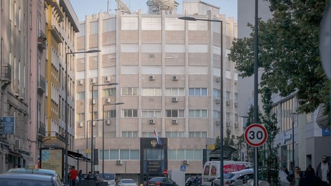 Rus diplomatları bu ölkədən də çıxarılır