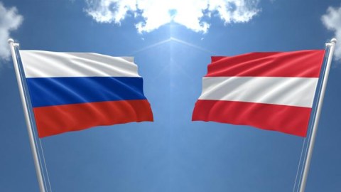 Daha bir ölkə rusiyalı diplomatları QOVDU