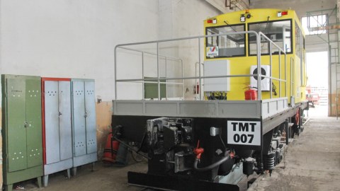 Metropoliten üç yeni təsərrüfat qatarı aldı