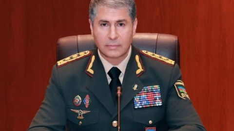 Vilayət Eyvazov DYP rəisini İŞDƏN ÇIXARDI