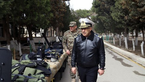 Komandan "Efes-2022"də iştirak edəcək heyəti yoxladı