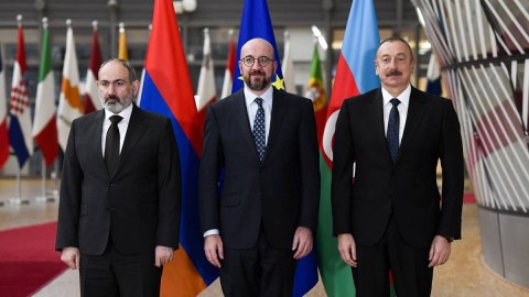 Prezidentin Brüssel səfəri Moldova mətbuatında