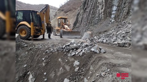 Lahıcda bağlanan yol açıldı - YENİLƏNİB