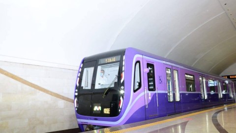 Platformada təhlükəsizlik səddi quraşdırılacaq - Metroda YENİLİK