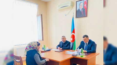 Komitə sədri Biləsuvarda vətəndaşları qəbul edib