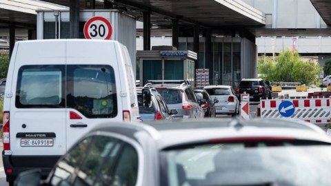 Rusiya və Belarus maşınları Avropaya buraxılmır