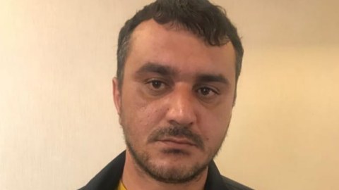 Narkotik çəkib maşın sürdü