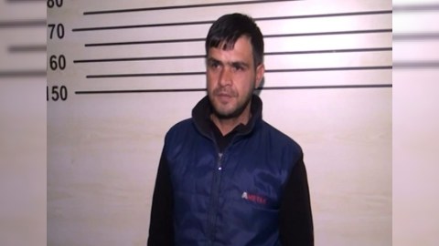 Həmkəndlisinin evindən oğurluq etdi