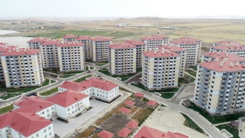 “Qaçqınkom”un tikdirdiyi evlər satışa çıxarılır - SİYAHI