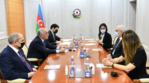 Əli Əsədov Finlandiya və Litva rəsmilərilə görüşdü
