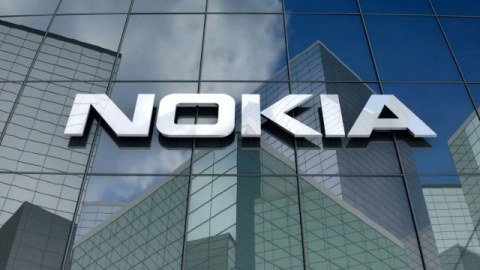 NOKIA Rusiyadakı mağazalarını BAĞLAYIR