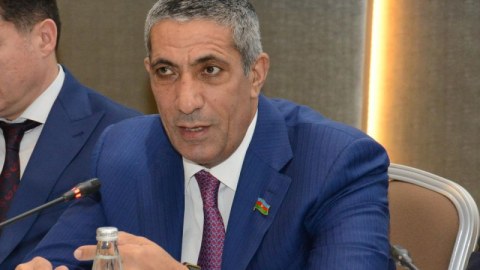 “Bankdan yox, deputatdan kredit istəyirlər” - Siyavuş Novruzov