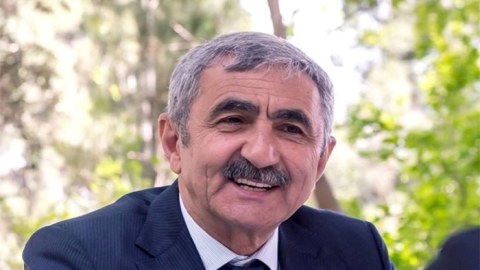 Aslan İsmayılovun vəkilliyi bərpa edildi, vəsiqə verildi - FOTO