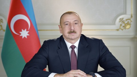İlham Əliyev üçtərəfli görüşdən DANIŞDI