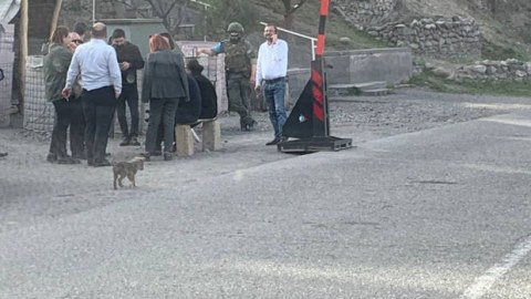 Erməni deputatlar Qarabağa buraxılmadı