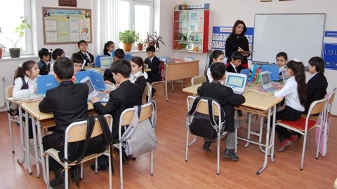 Niyə kurikulumun ləğv olunmasını istəyirik?