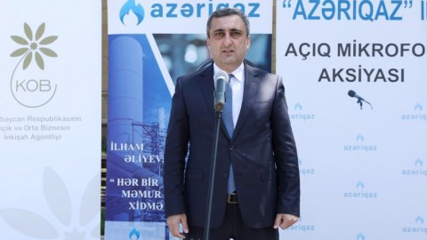 “Azəriqaz”-ın rəhbərliyi Xəzər rayonunda sahibkarlarla görüşüb