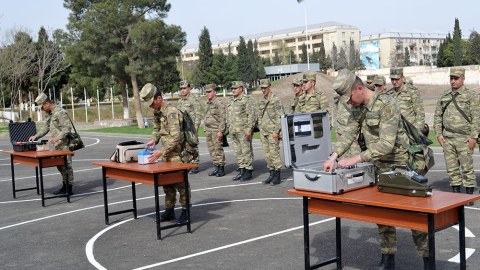 Kimyəvi silahlardan qorunma üzrə yarış keçirilir - FOTO