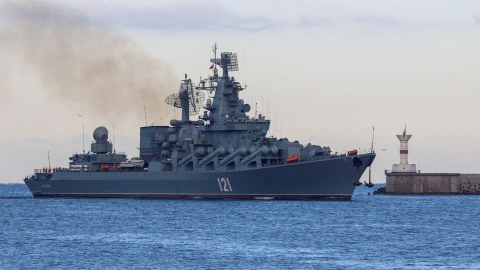 Ukraynanın vurduğu “Moskva” kreyseri batdı - RƏSMİ