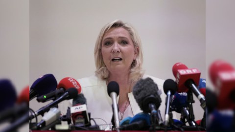 Le Pen mənimsəmədə ittiham olunur