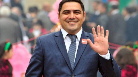 Azərbaycanda vəzifəli şəxs HƏBS OLUNDU