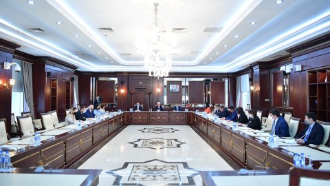 Peşə məktəblərində ödənişli oxuyanlara da təqaüd veriləcək