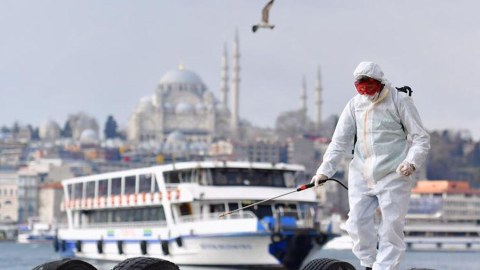 Türkiyədə karantin rejimi ləğv edilir