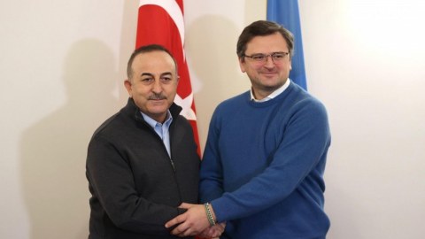 Çavuşoğlu Kuleba ilə danışıqlar apardı