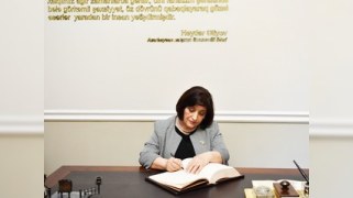 Sahibə Qafarova Tbilisidə Mədəniyyət Muzeyini ziyarət edib