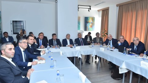 İşçi qrupu Şuşada iclas keçirdi