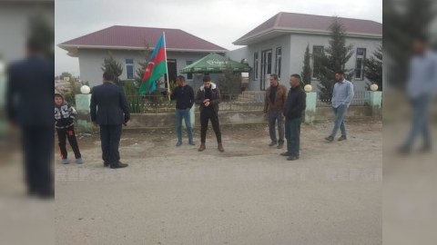 Ukraynada girov düşən tələbə Azərbaycana qayıtdı - FOTO