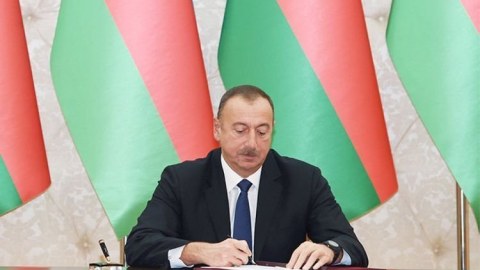 Bu şəxslərə “Əməkdar elm xadimi” fəxri adı verildi