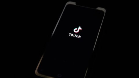 Taliban "TikTok" və PUBG-ni qadağan etdi