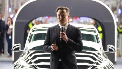 “Tesla” rekord gəlir əldə edib
