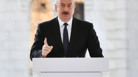 Sovet hakimiyyəti Zəngəzuru Azərbaycandan qoparıb Ermənistana verib