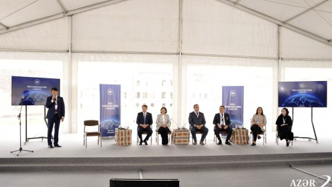 Zəfər Qurultayında panel iclasları - FOTOLAR