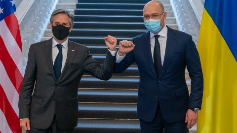 Blinken Ukraynanın baş naziri ilə görüşdü